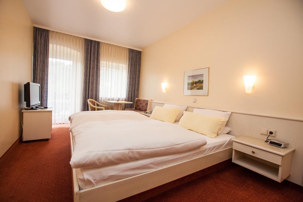 Hotel Garni Guenther Boppard Buitenkant foto