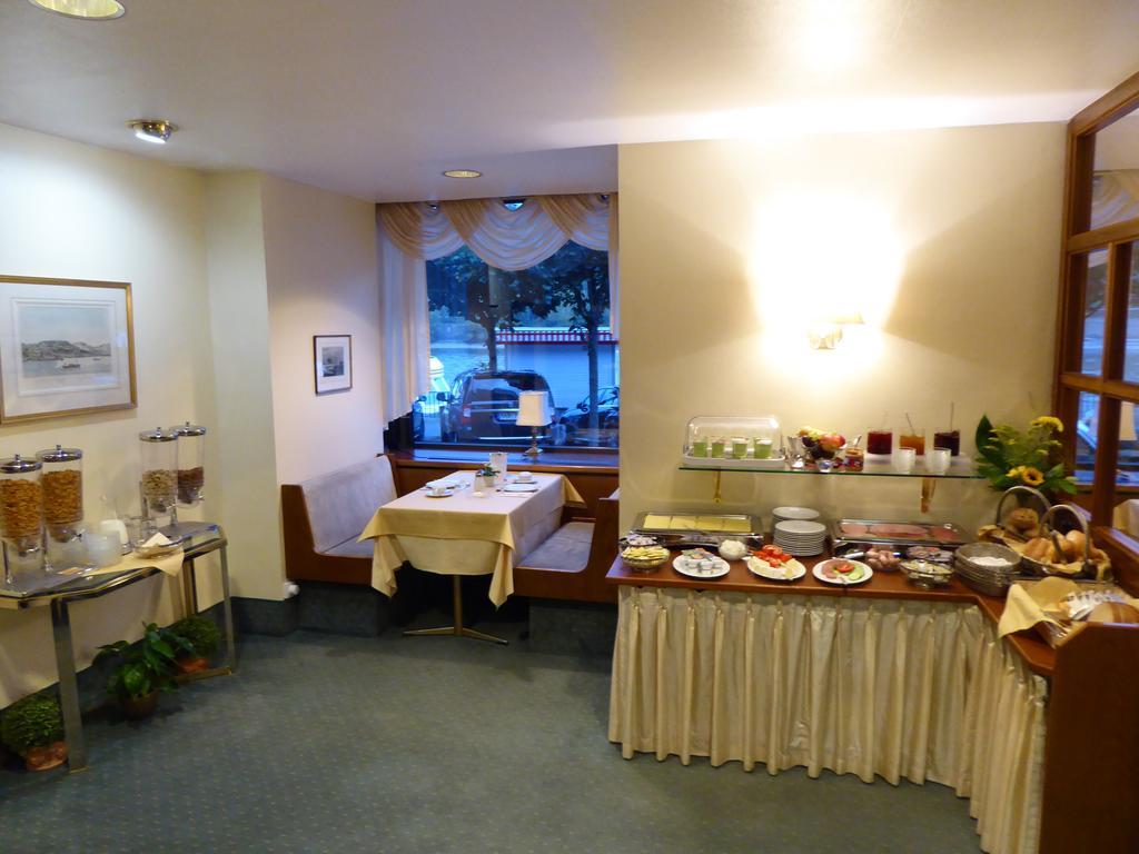 Hotel Garni Guenther Boppard Buitenkant foto