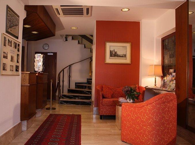 Hotel Garni Guenther Boppard Buitenkant foto
