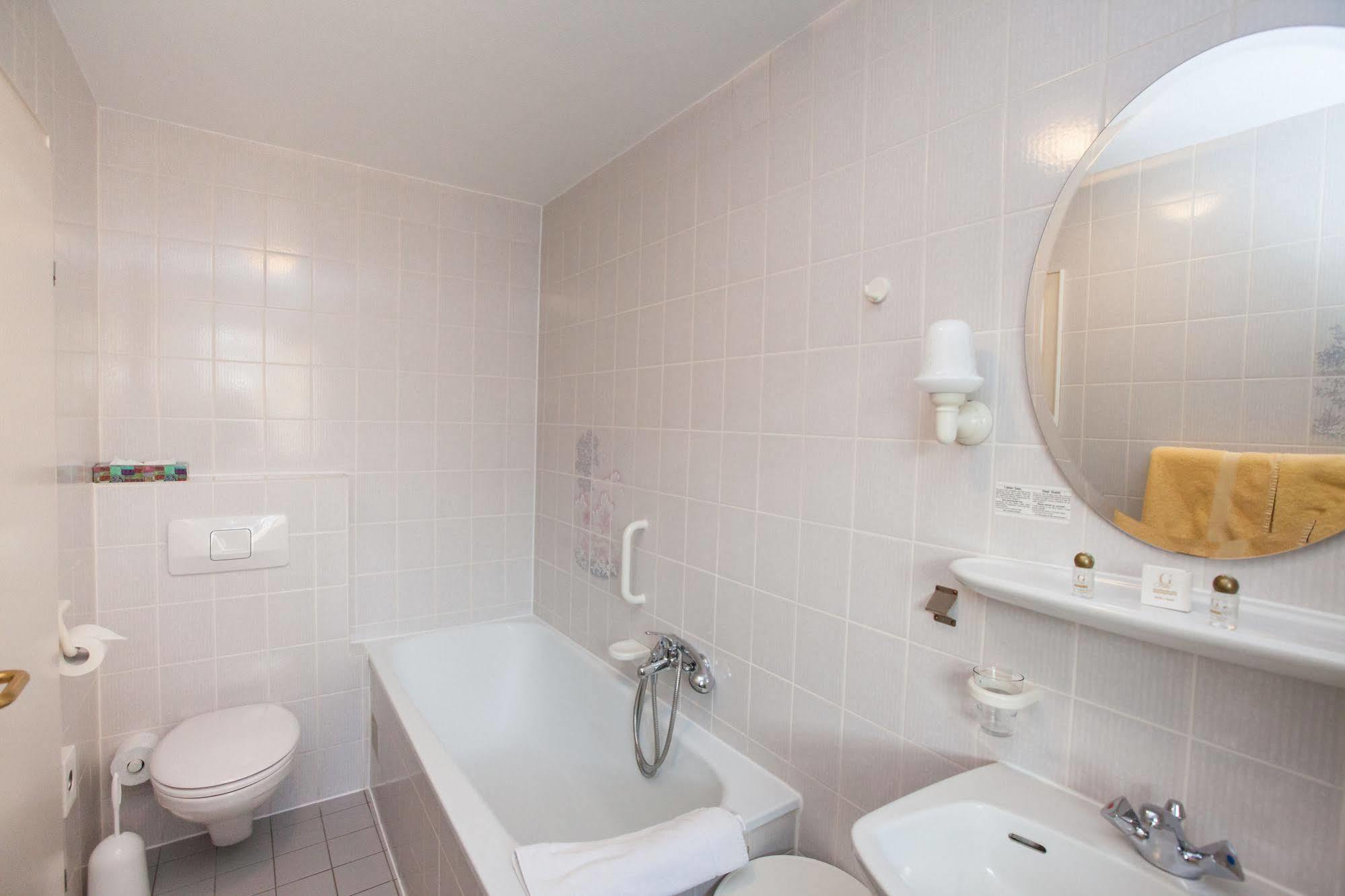 Hotel Garni Guenther Boppard Buitenkant foto