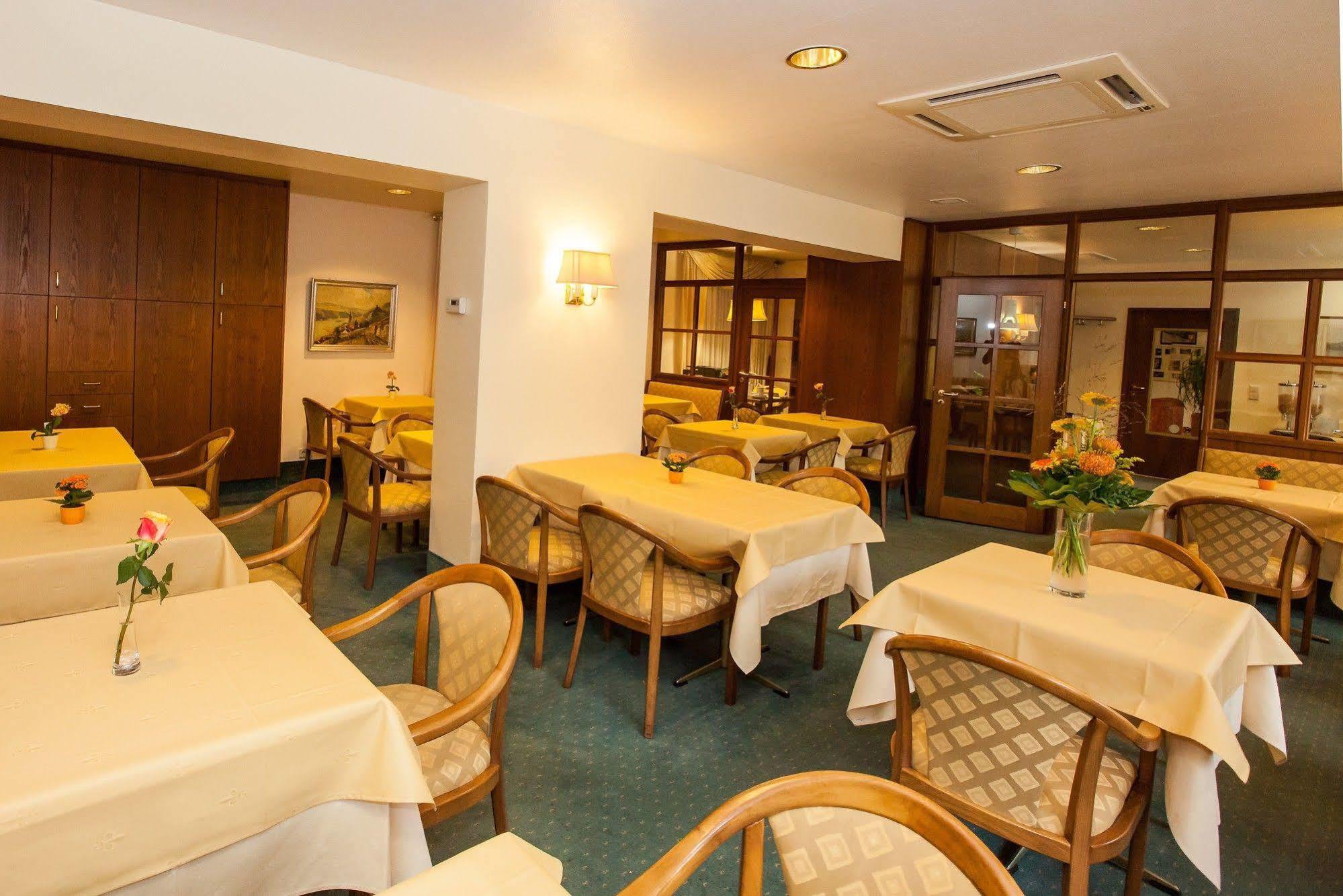 Hotel Garni Guenther Boppard Buitenkant foto