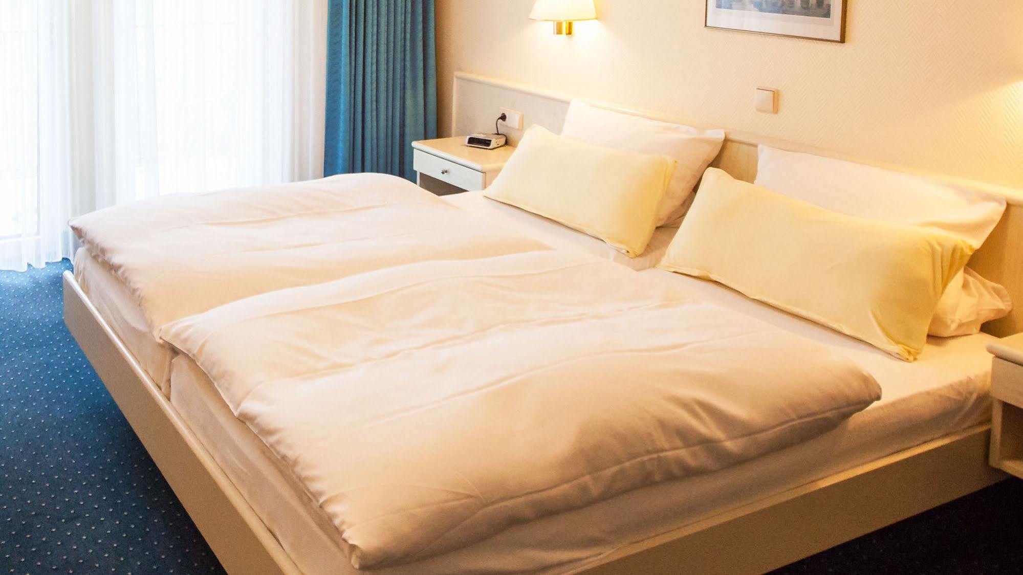 Hotel Garni Guenther Boppard Buitenkant foto
