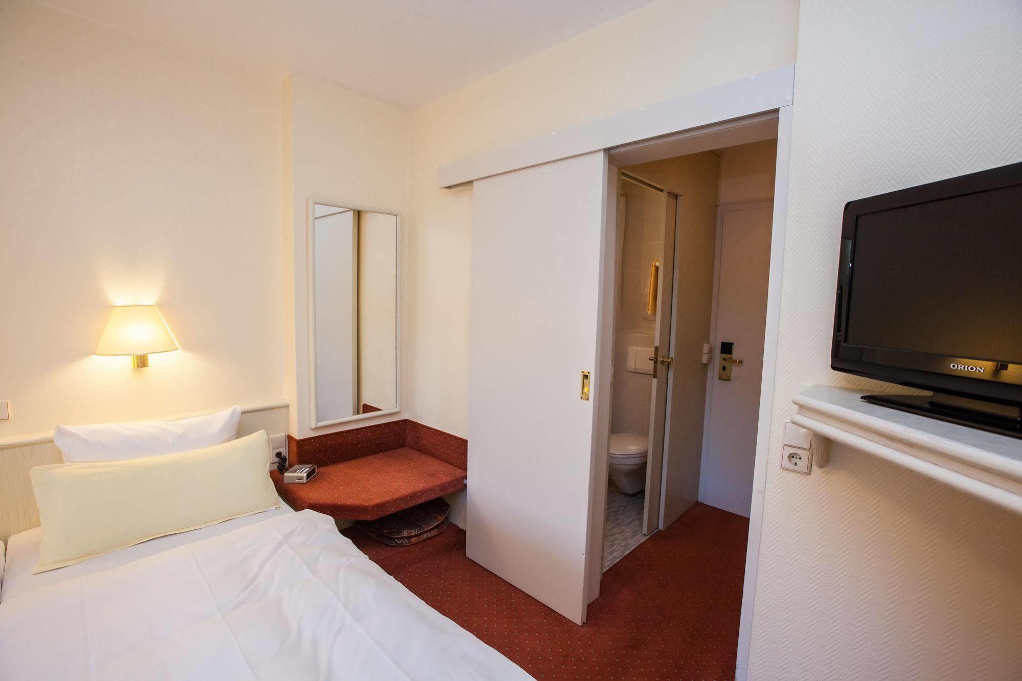 Hotel Garni Guenther Boppard Buitenkant foto